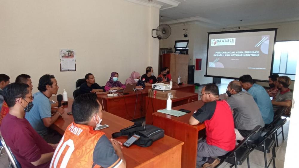 Bawaslu Kotim Terus Tingkatkan Komitmen Keterbukaan Informasi Publik