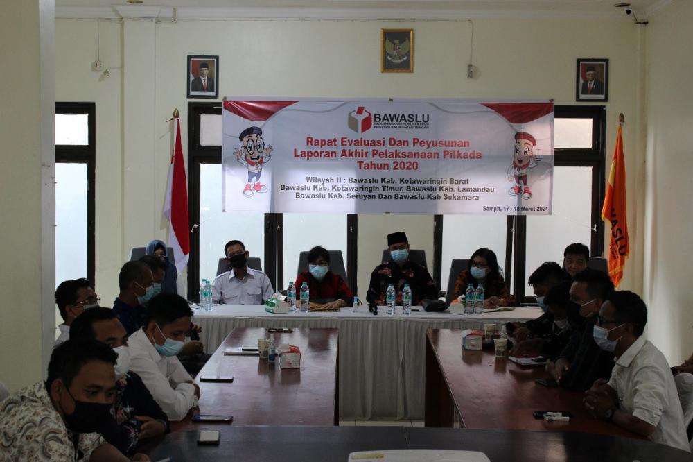 Rapat Evaluasi dan Penyusunan Laporan Akhir Pelaksanaan Pilkada Tahun 2020