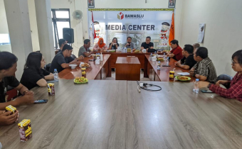 Bawaslu Kotim Sambut Hangat Kunjungan Supervisi dan Monitoring Bawaslu Provinsi Kalteng 