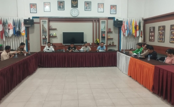 Tingkatkan Sinergi Antara Jajaran Penyelenggara Pemilu Tingkat Kabupaten, Bawaslu Kotim Kunjungan Kerja ke KPU Kotim